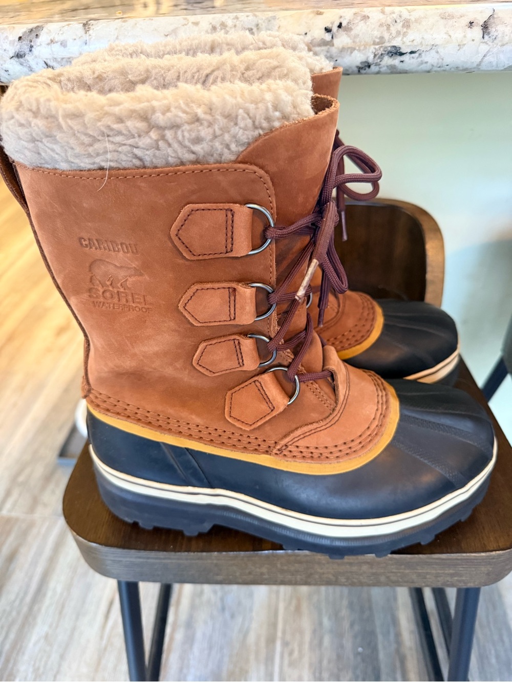 Sorel Caribou Waterproof Winter Boots women’s size 8